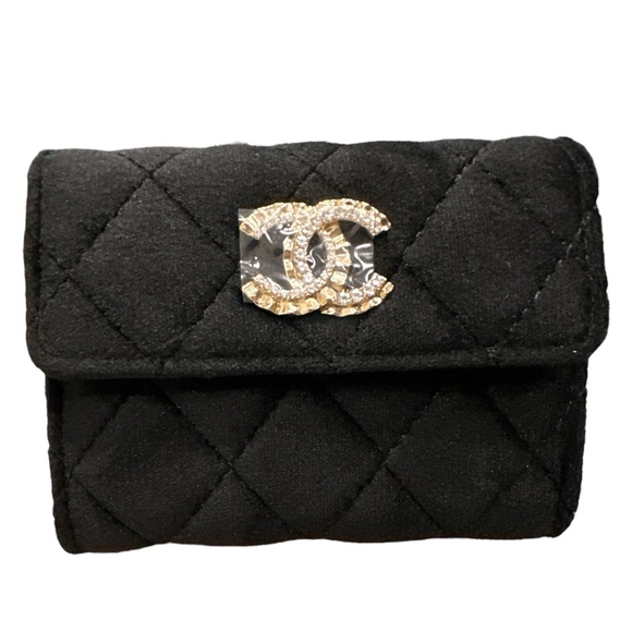 Chanel Beaute Black Velvet compact wallet - Picture 1 of 6